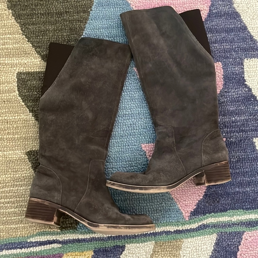Lucky Brand 8/38 Hanover Knee High Riding Equestrian Tall Boots Gray Brown Suede